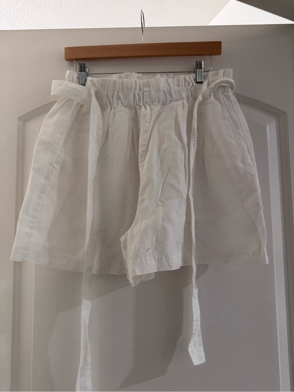 Women's High-Waist Paperbag Shorts in White